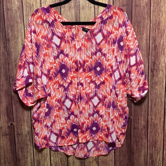 Shirt - Picture 1 of 1